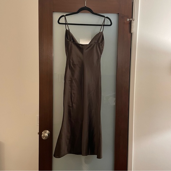 NWOT Meshki Tabitha cowl neck midi dress brown - Picture 4 of 9